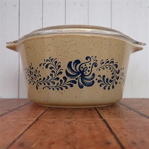 pyrex homestead casserole